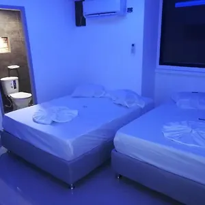 https://apartaestudios-rodadero-centro.santamartahotels.net