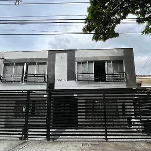 https://chic-apartments-in-medical-central-area-of-imbanaco.cali-hotels.com